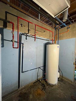 Instalación de Redes de Agua Termo en Industria